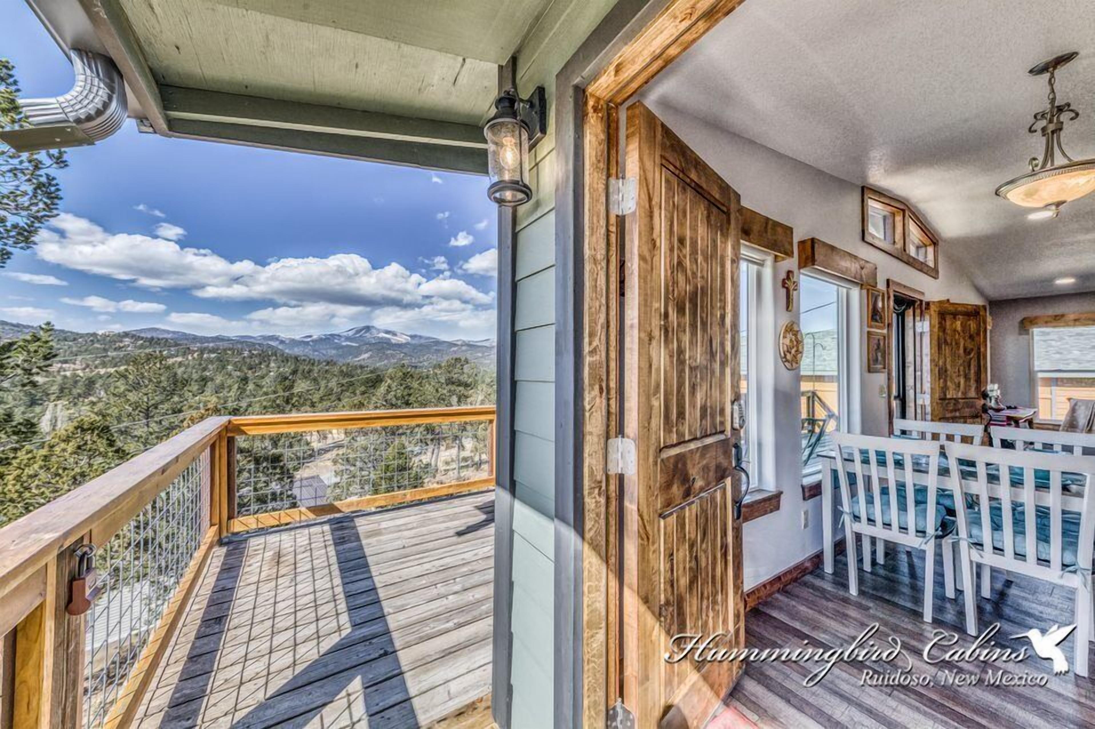 Awesome View! Convenient location with a gorgeous mountain view!