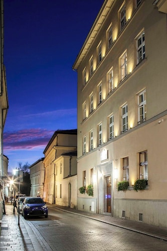 Portal House Apartments