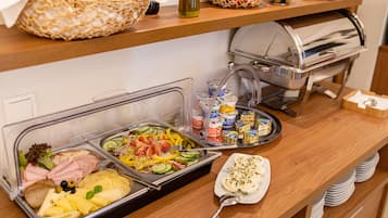 Petit déjeuner buffet compris tous les jours