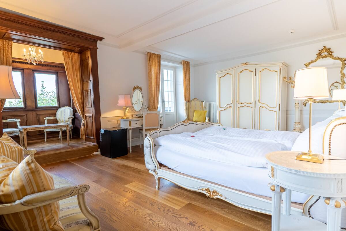 deluxe double room | 1 bedroom, hypo-allergenic bedding, individually decorated