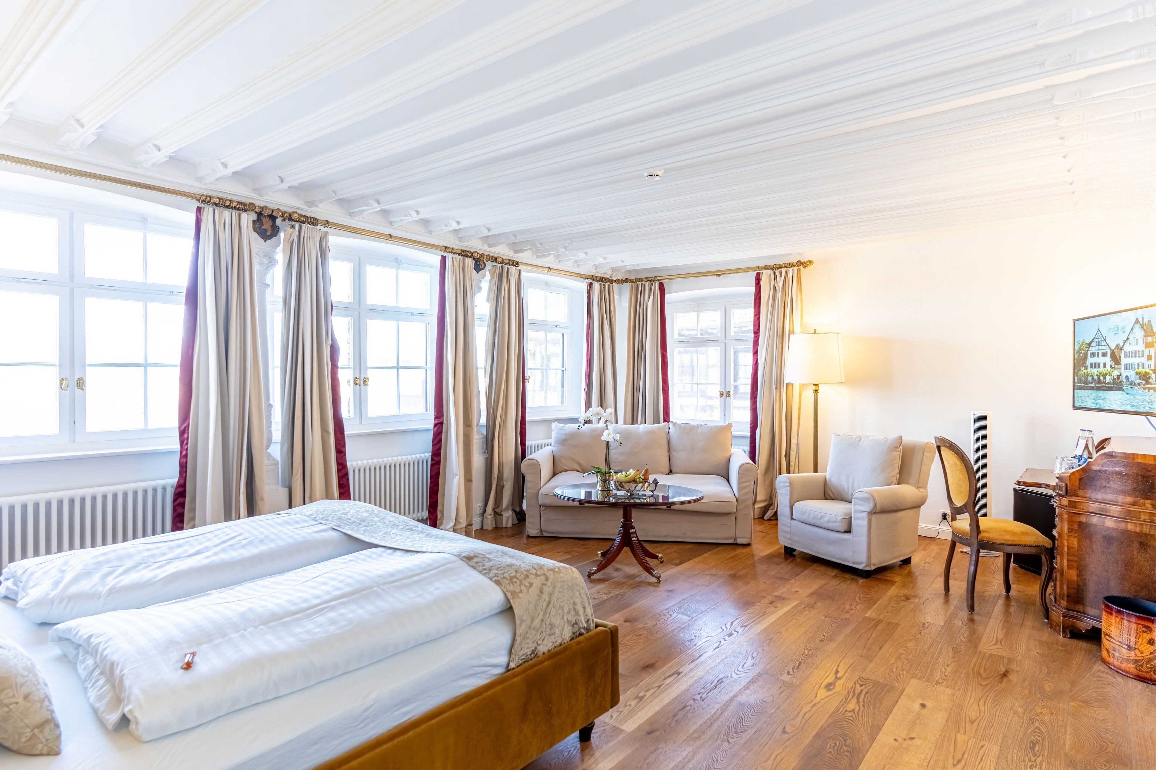 family quadruple room | 1 bedroom, hypo-allergenic bedding, individually decorated