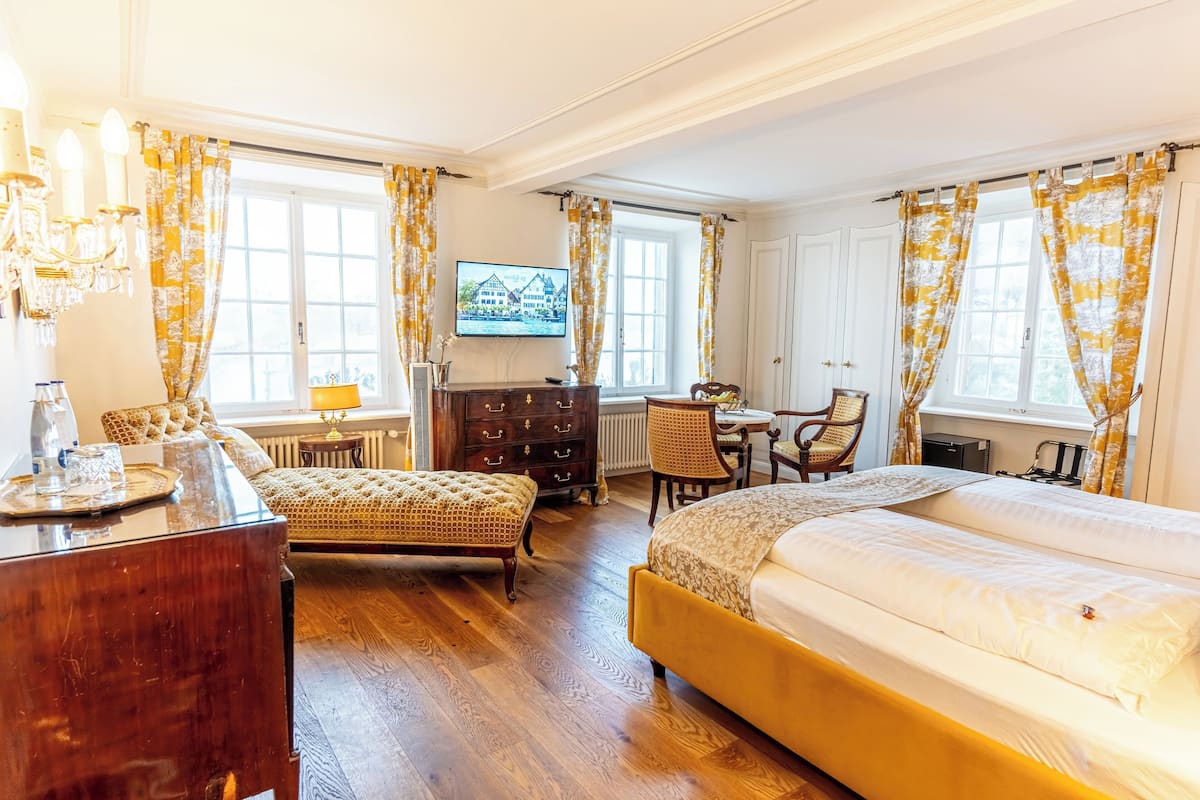 Deluxe Double Room | Hypo-allergenic bedding, individually decorated, individually furnished
