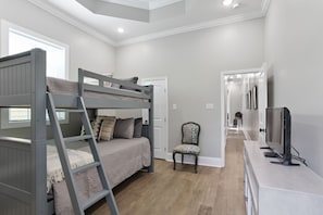 3 sovrum, strykjärn/strykbräda, gratis wi-fi och sängkläder