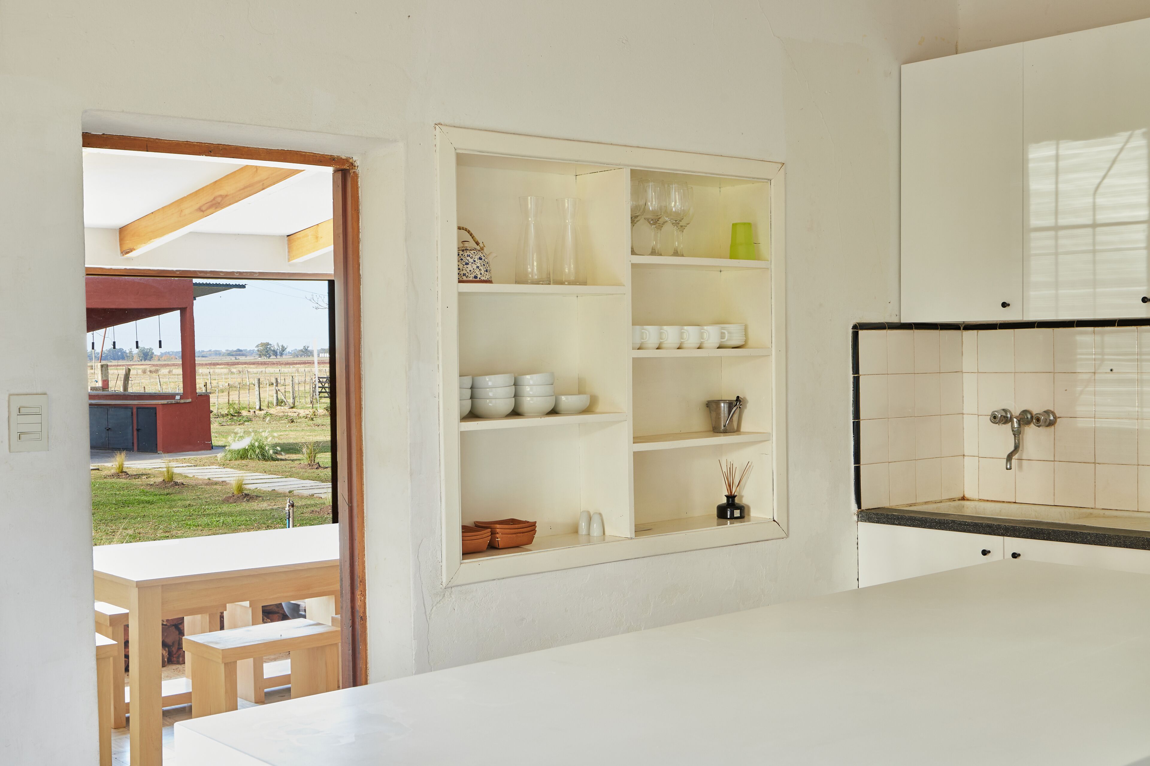 コテージ | 専用キッチン | 大型冷蔵庫、電子レンジ、オーブン、コーヒー / ティーメーカー