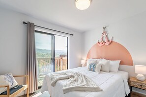 4 habitaciones, escritorio, tabla de planchar con plancha y wifi gratis 