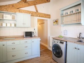 Casa rural | Cuina privada | Frigorífic, bullidora elèctrica i torradora