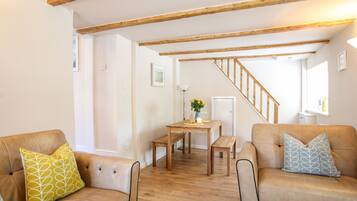 Cottage | Ruang keluarga