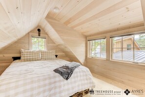 4 bedrooms, WiFi, bed sheets