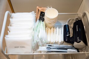 Hair dryer, towels - Three Bedroom Suite - Three Bedroom Suite / Osaka Ōsaka (Osaka)