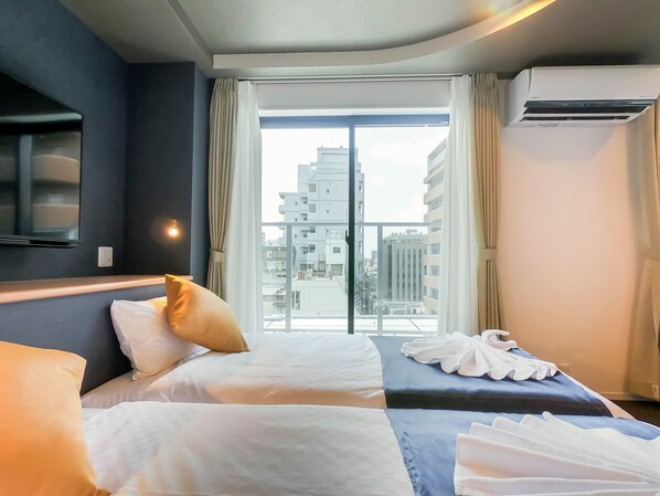 1 bedroom, desk, free WiFi, bed sheets