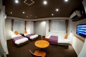 3 quartos, escrivaninha, Wi-Fi de cortesia, roupa de cama