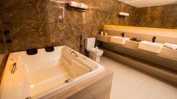 Jabón, shampoo, papel higiénico