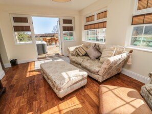 Interior - Thistleyhaugh Cottage (Morpeth)