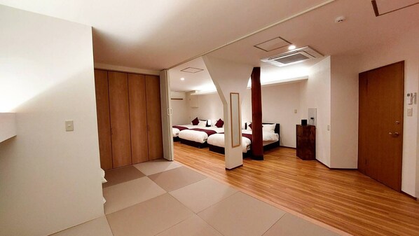 2 室のベッドルーム、WiFi (無料)、ベッドシーツ