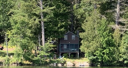 Authentic Maine Cabin on Echo Lake