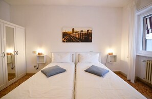 3 camere, ferro/asse da stiro, Wi-Fi gratuito, lenzuola