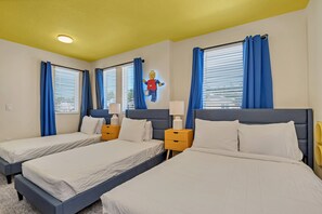8 chambres, fer et planche à repasser, Wi-Fi, draps fournis