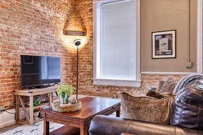 TV, offices - Modern Industrial Western Suite, Directly Downtown (Sheridan)