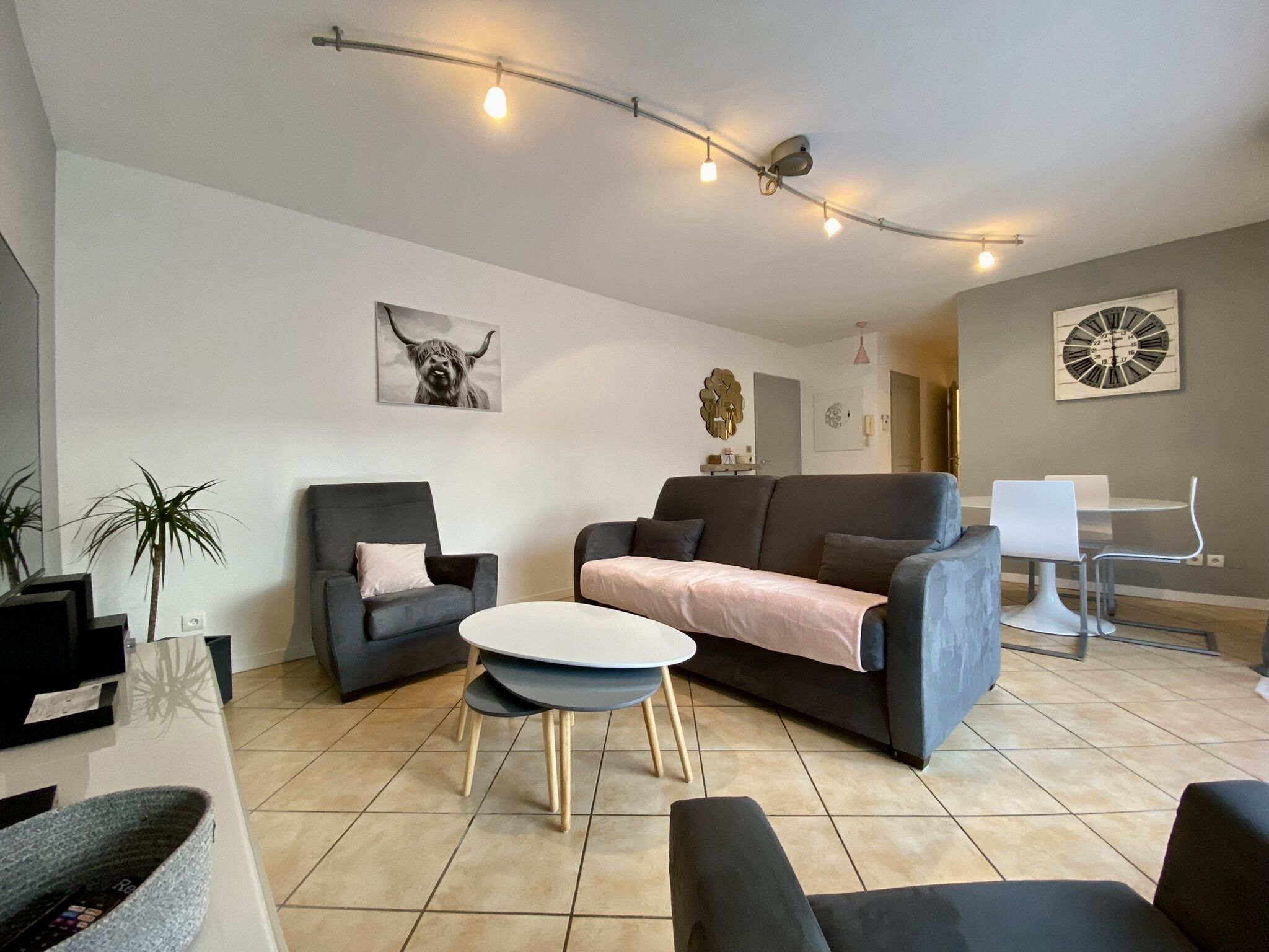BAYONNE - T2 APARTMENT NEAR THE CENTER / STATION