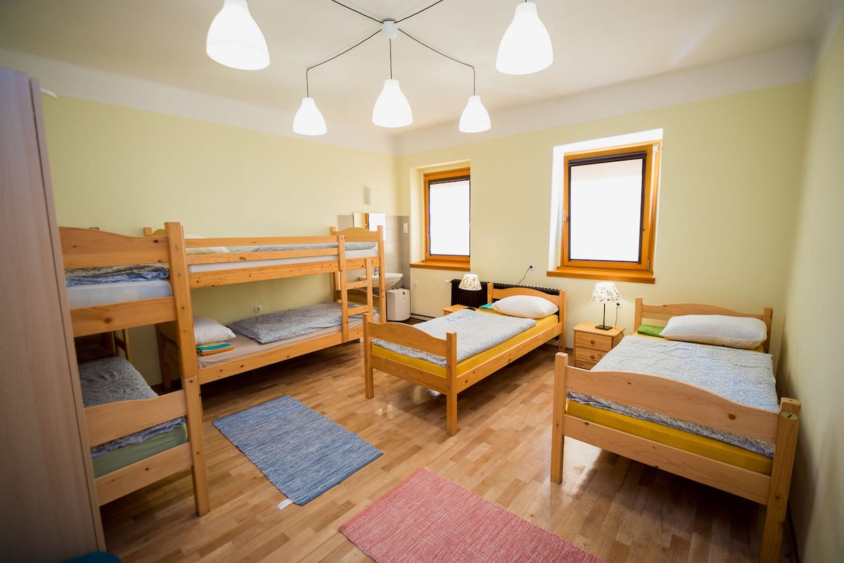 Kamer (Kozmus bunk bed room 4) | 10 slaapkamers, beddengoed