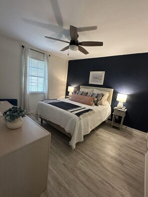 3 habitaciones, escritorio, wifi gratis y ropa de cama 