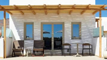 King Duplex Suite with Private Heated Pool and Hydromassage