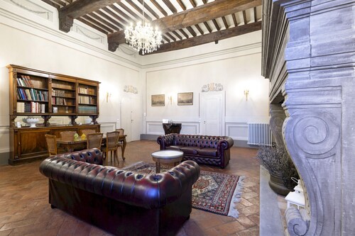 Isabella Apartment