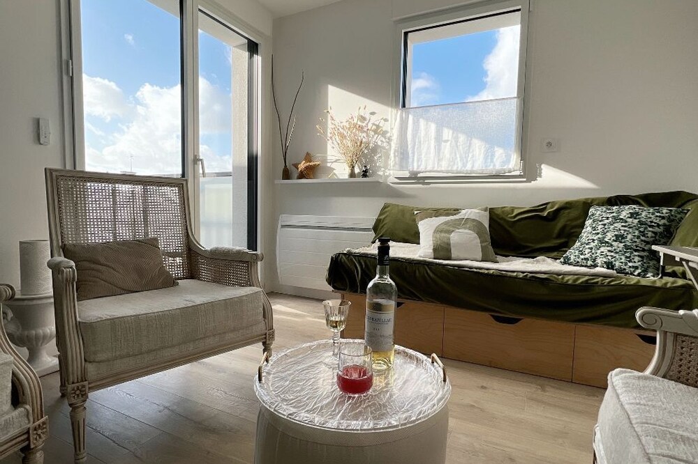 170 m from the beach and close to the town center