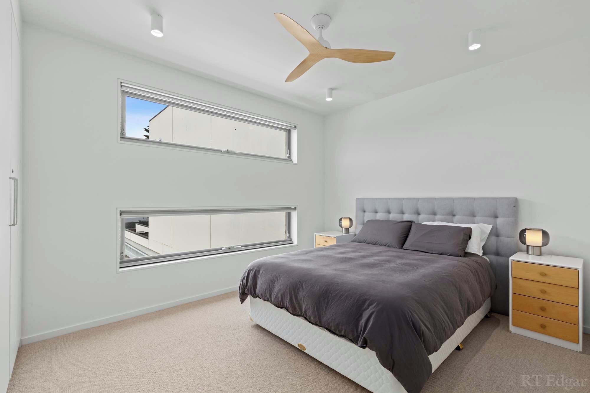 Penthouse Luxury Panoramic Views In Central Ocean Grove - Geelong