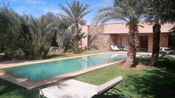 Alberca al aire libre
