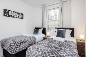 Apartment | Exterior - Stunning 1-bed Apartment in London Lewisham (London)