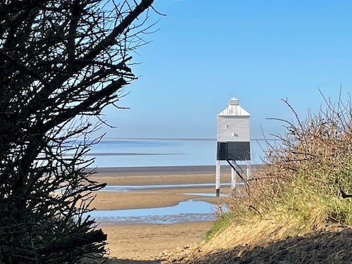 2 bedroom accommodation in Burnham-on-Sea