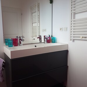 ヘアドライヤー