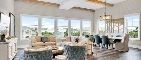 テレビ、書斎 / ワークスペース