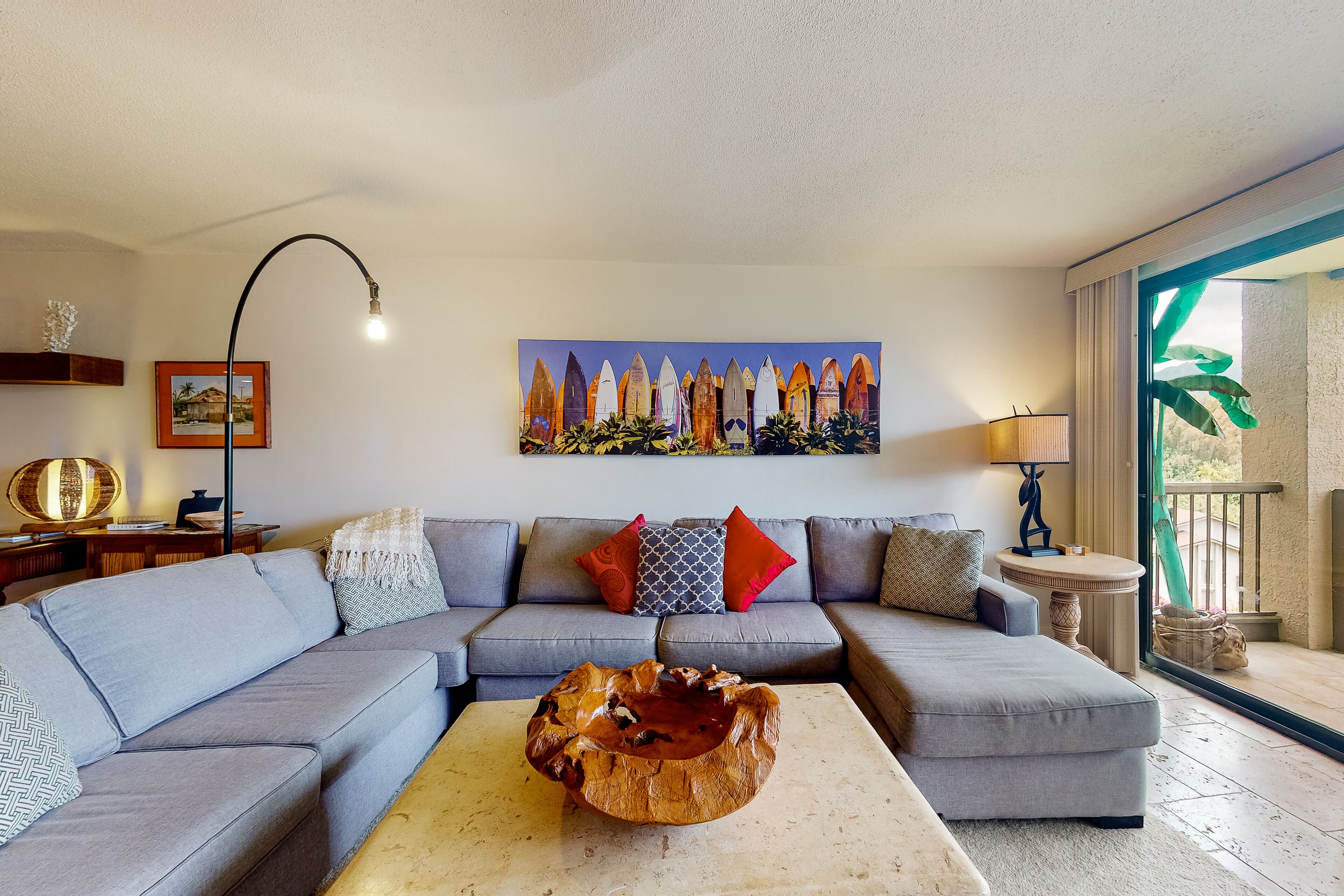 Two-bedroom corner condo with spectacular views of Hanalei Bay & AC