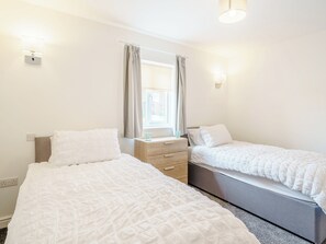 2 bedrooms, free WiFi, bed sheets