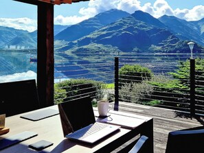 Outdoor dining - Ratagan Lodge is one of a kind and the rarest of finds. (Kyle)