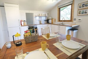 Traditional Cabin | Dining room