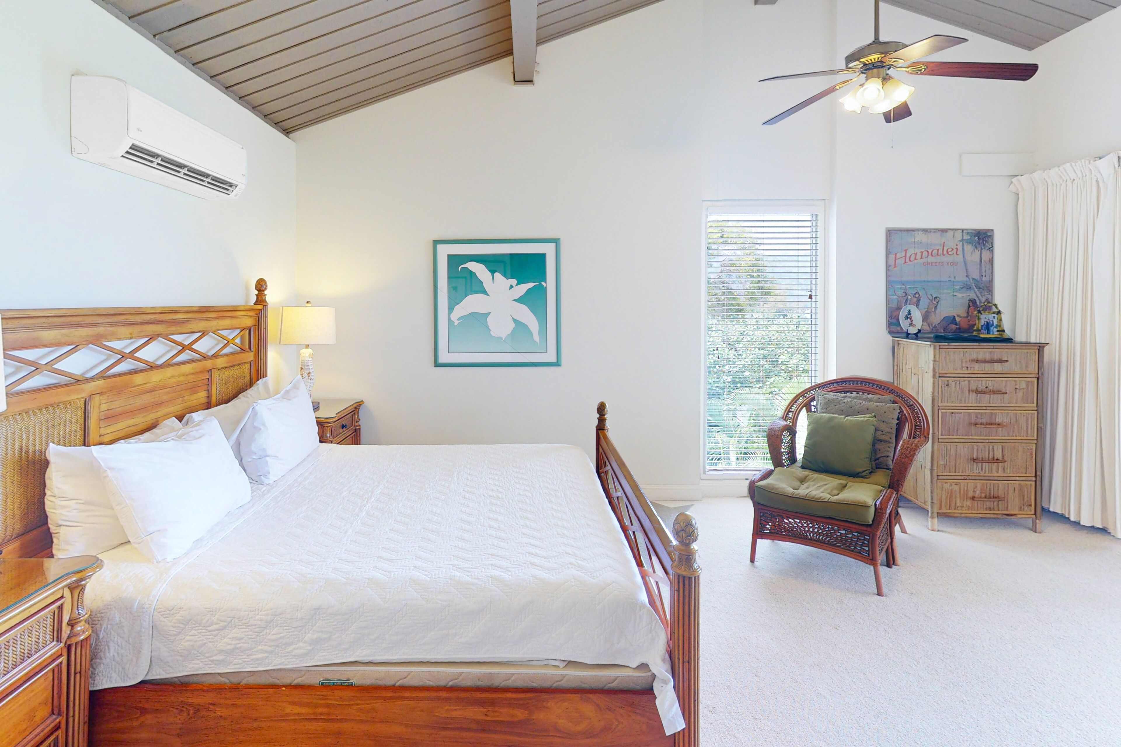 Corner condo with lanai, views of Bali Hai & ocean, AC, 2 pools & tennis courts