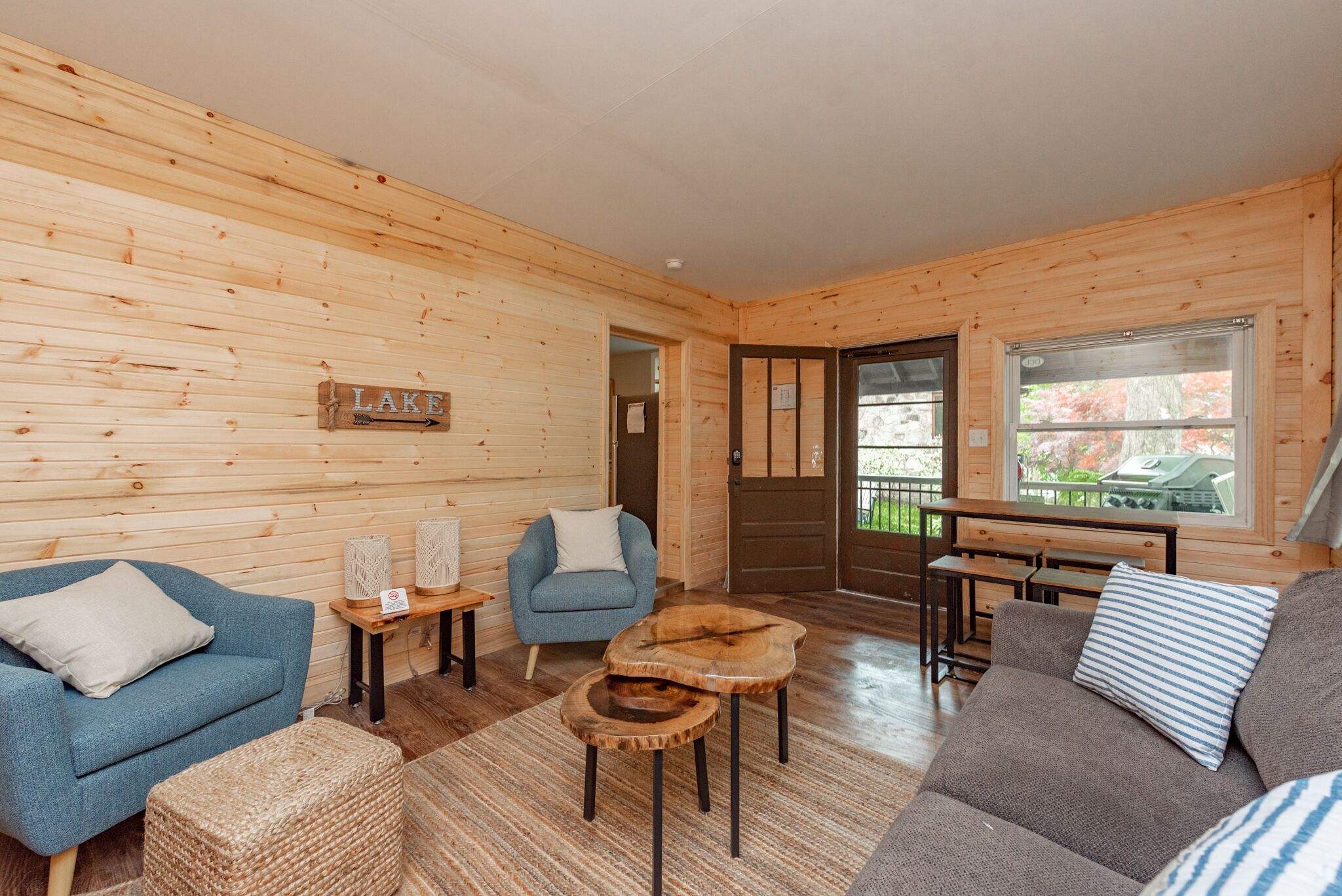 New! S'more Time: Lakefront, Dock Slip, Hot Tub, Fire Pit!