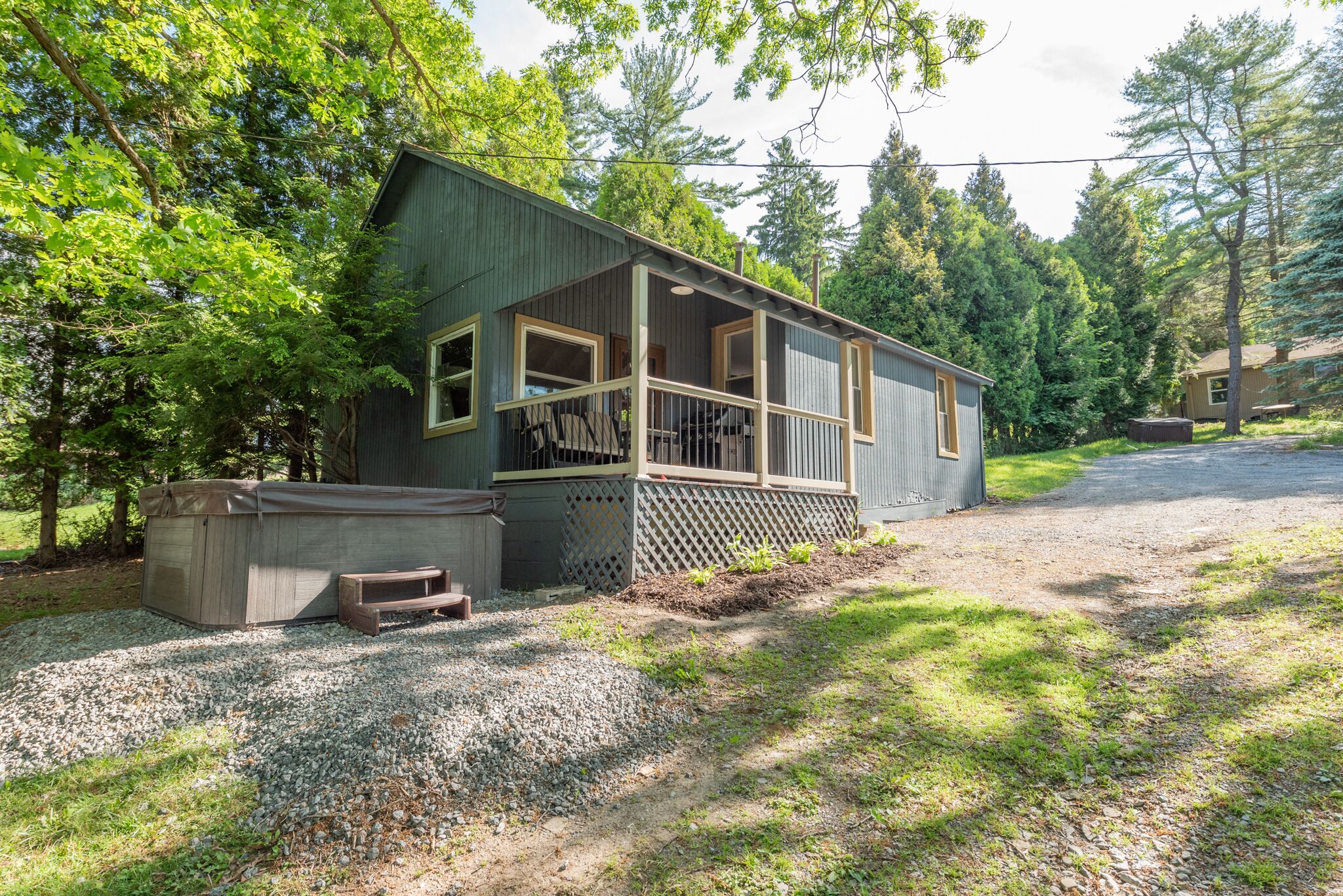 New! S'more Time: Lakefront, Dock Slip, Hot Tub, Fire Pit!