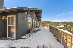 Property grounds - Mountain Views at Rim Country Chalet  (Payson)