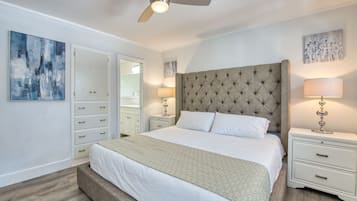 1 bedroom, desk, internet, bed sheets