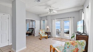 TV, DVD player, offices