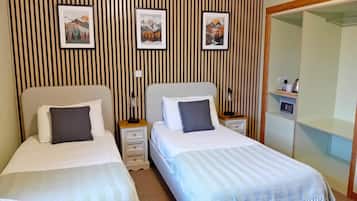 Standard Twin Room | In-room safe, desk, free WiFi, bed sheets