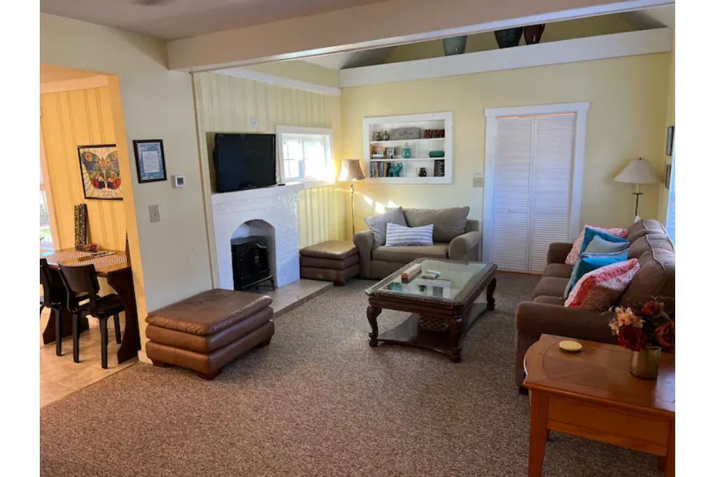 West Asheville Abode with lots of sleeping space