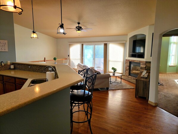 Interior - 5 Bedroom home near downtown with hot tub! (Colorado Springs)