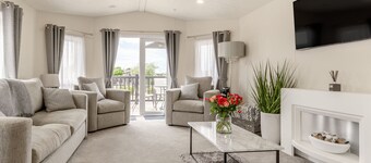 The Cotswold Holiday Lodge