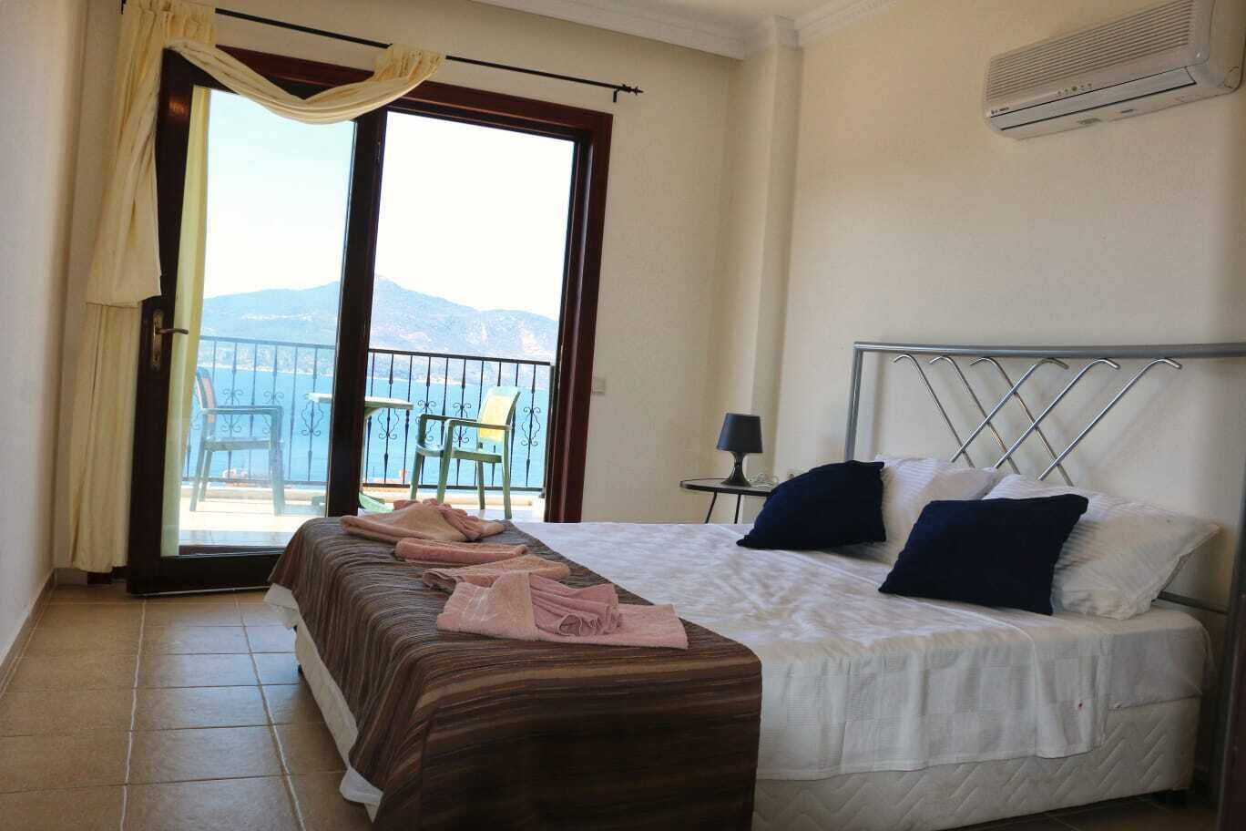 Villa ceren muhteşem konumda deniz manzarali