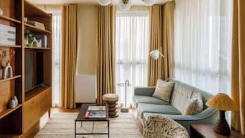 Apartment (0 Bedroom) | Front of property